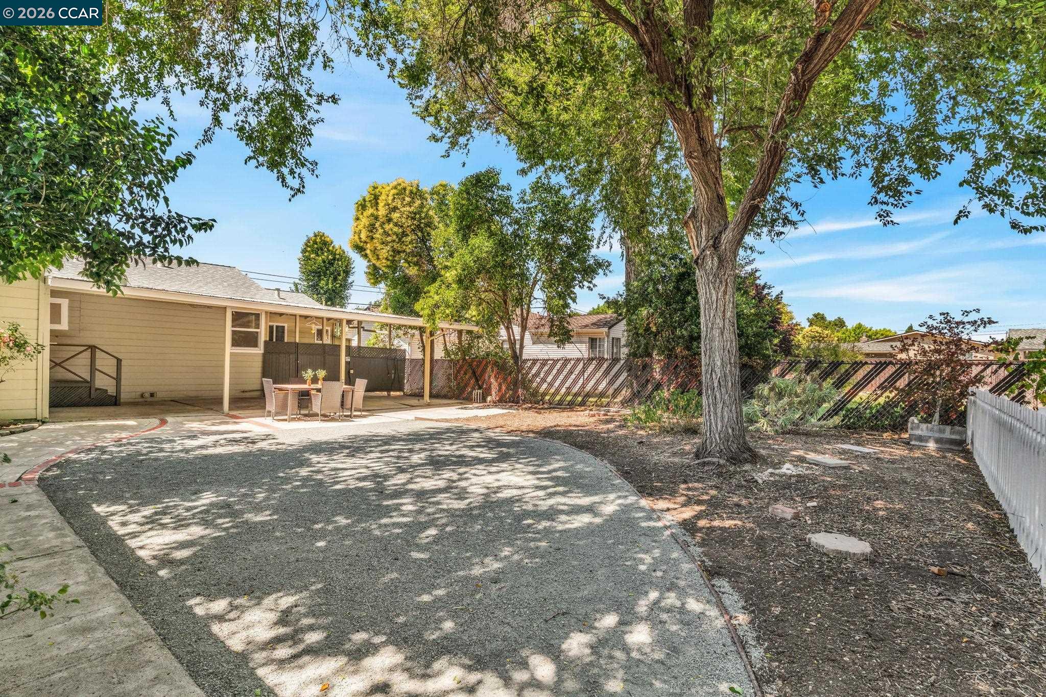 2072 Chalomar Road Concord, CA 94518 - Photo 32 of 42