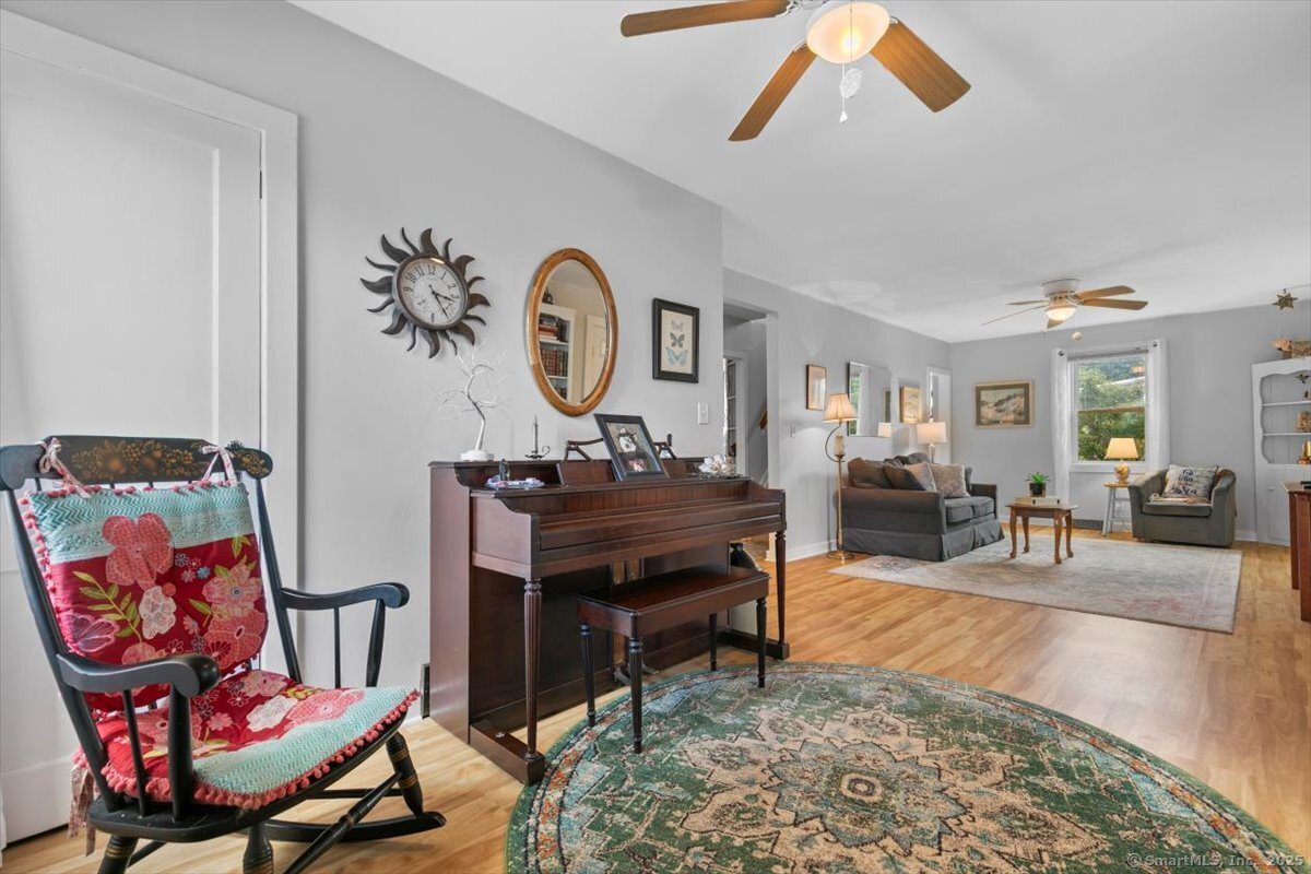 83 Underhill Road Milford, CT 06460 - Photo 11 of 40