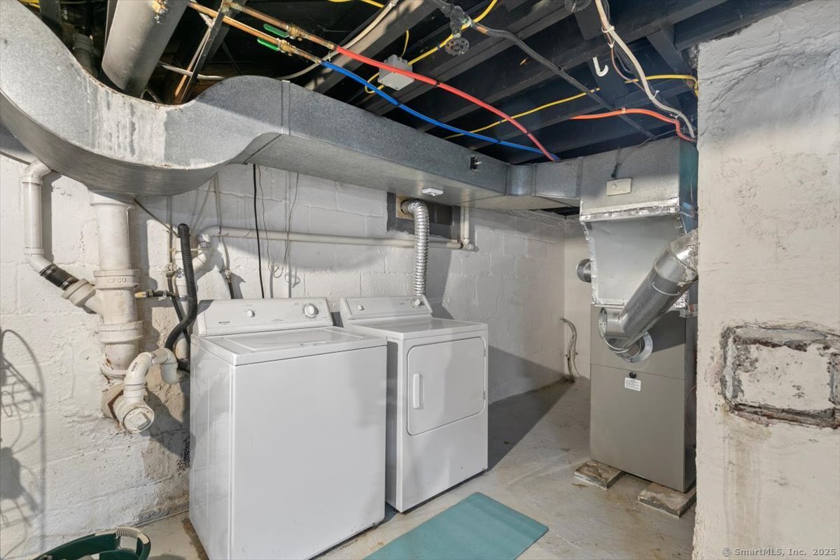 83 Underhill Road Milford, CT 06460 - Photo 30 of 40