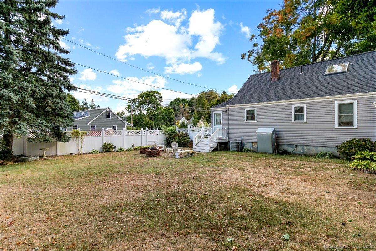 83 Underhill Road Milford, CT 06460 - Photo 33 of 40