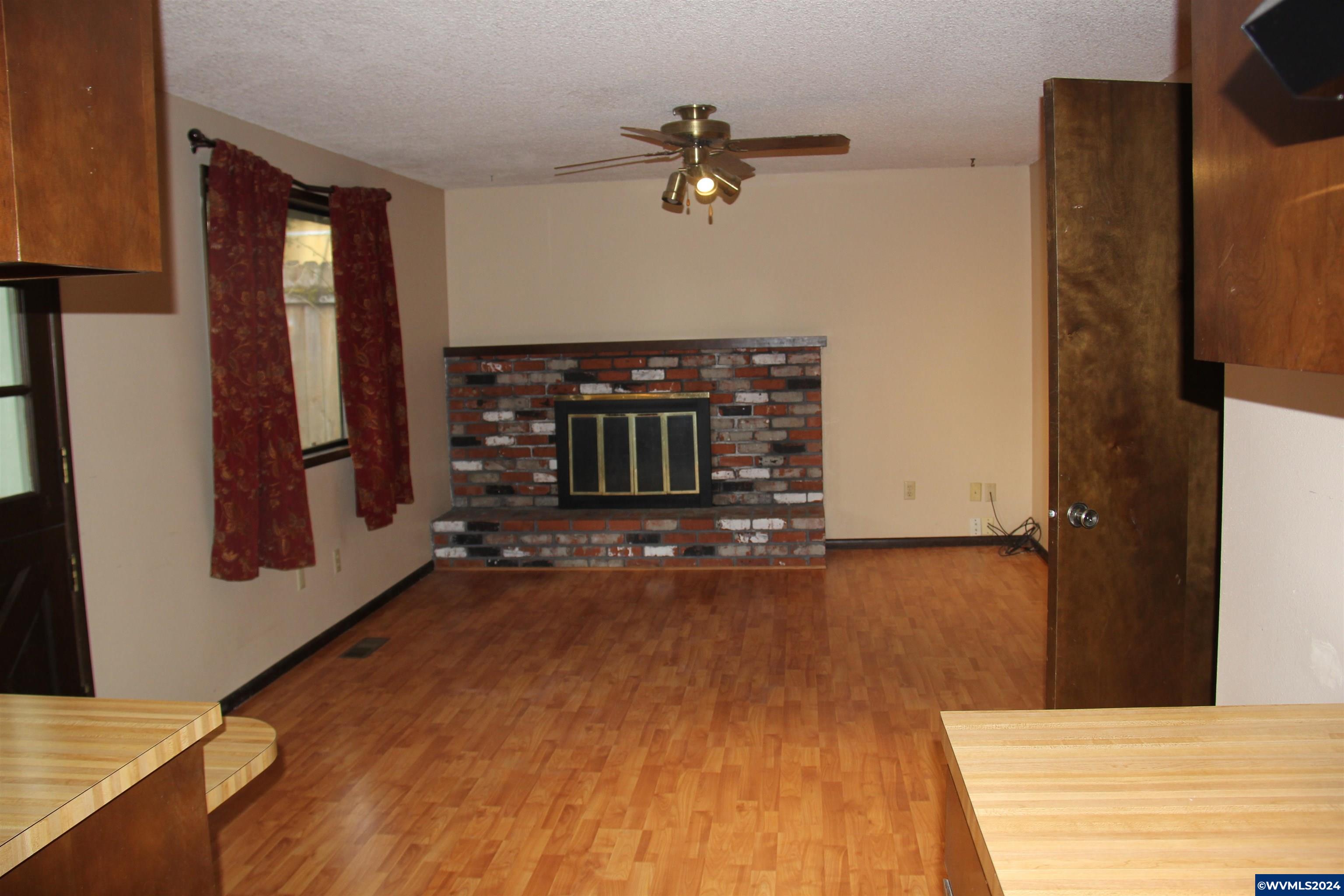 20589 Southwest Rosa Drive Beaverton, OR 97078 - Photo 17 of 39 Gallery Image 17