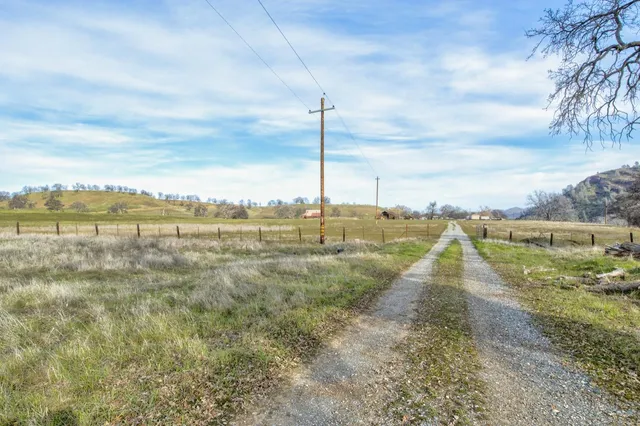 $537,000 | 3376 Co Road 308, Elk Creek, CA 95939