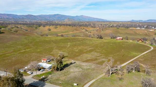 $537,000 | 3376 Co Road 308, Elk Creek, CA 95939