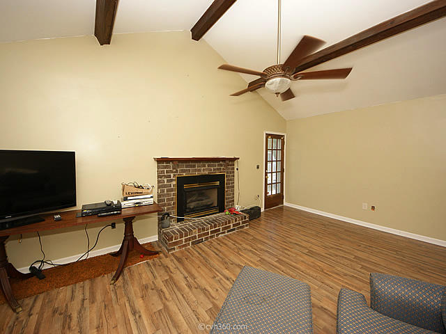 2067 Dogwood Road Charleston, SC 29414 - Photo 9 of 17 dog9
