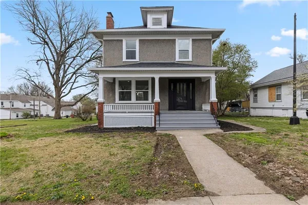 $295,000 | 1707 Franklin Avenue, Lexington, MO 64067