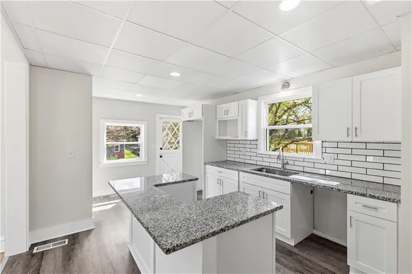 $295,000 | 1707 Franklin Avenue, Lexington, MO 64067