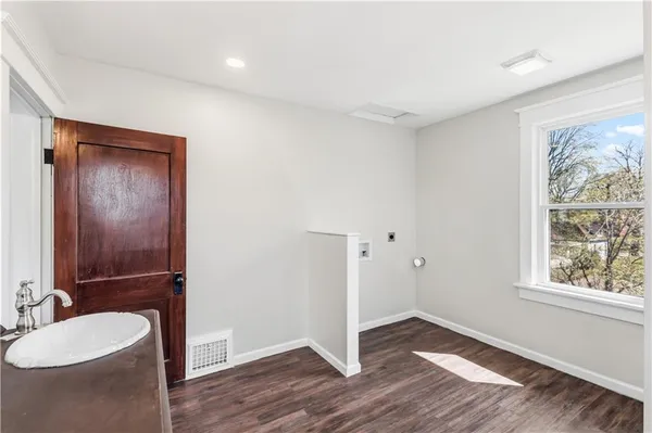 $295,000 | 1707 Franklin Avenue, Lexington, MO 64067
