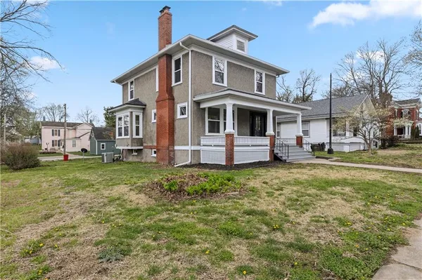 $295,000 | 1707 Franklin Avenue, Lexington, MO 64067