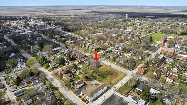 $295,000 | 1707 Franklin Avenue, Lexington, MO 64067