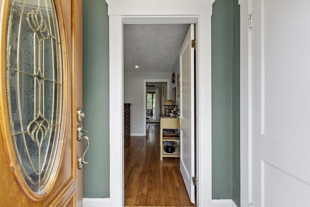71 Tahattawan Road Littleton, MA 01460 - Photo 6 of 39 Gallery Image 6