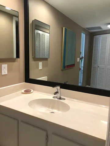 $5,500 | 2800 North Ocean Drive, Unit B23C, Riviera Beach, FL 33404