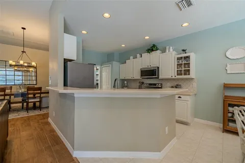 $595,000 | 11618 Whiterook Court, Tampa, FL 33626
