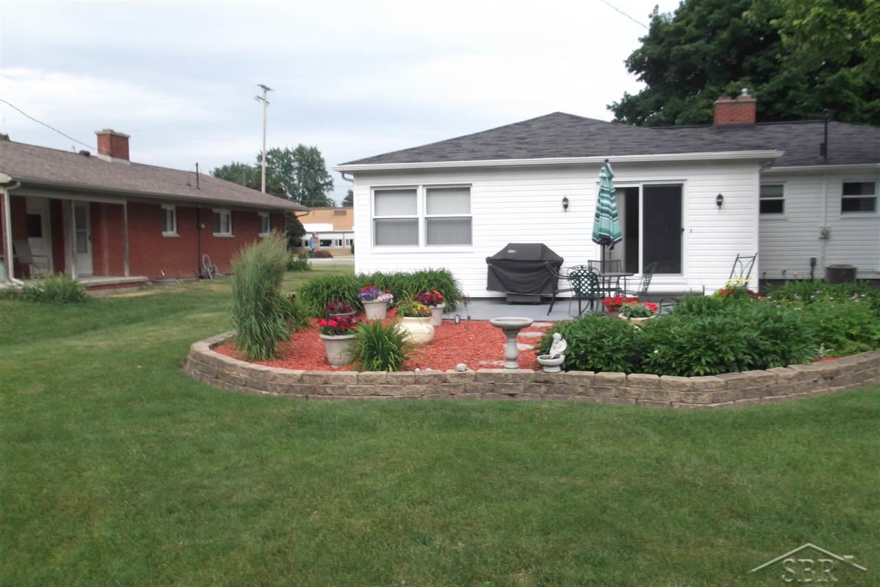 1883 Hemmeter Road Saginaw, MI 48638 - Photo 16 of 20 31351328-15.JPG