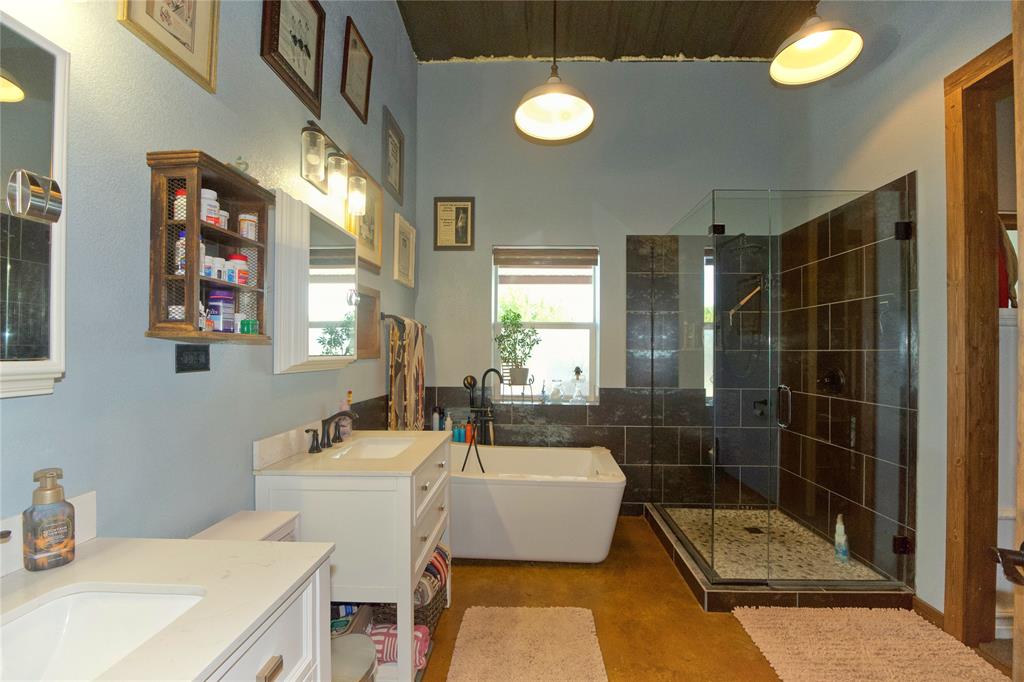 473 May Road Nocona, TX 76255 - Photo 11 of 40 Gallery Image 11