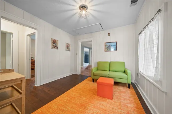$215,000 | 885 South Cox Street, Memphis, TN 38104