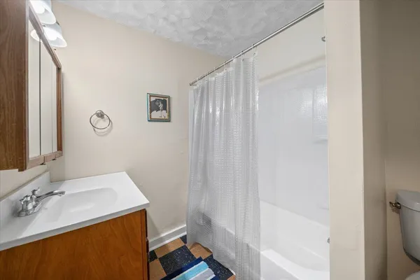 $215,000 | 885 South Cox Street, Memphis, TN 38104