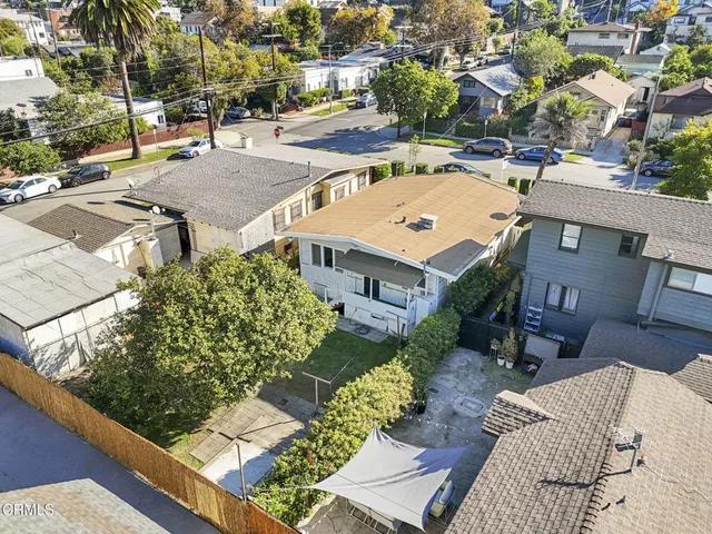 $777,000 | 851 North Rampart Boulevard, Los Angeles, CA 90026