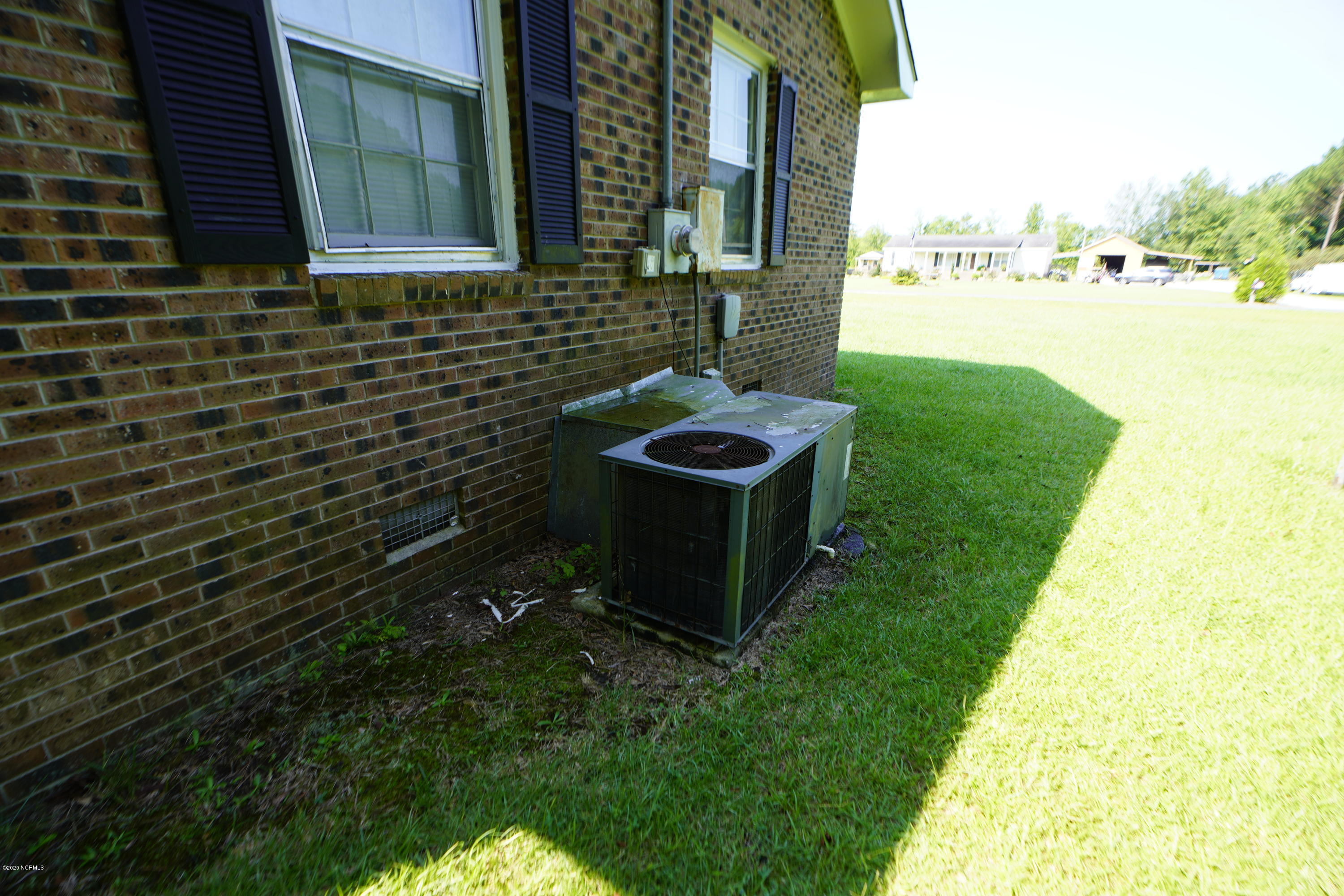 5825 Lebanon Church Road Clarendon, NC 28432 - Photo 8 of 18 _DSC7194