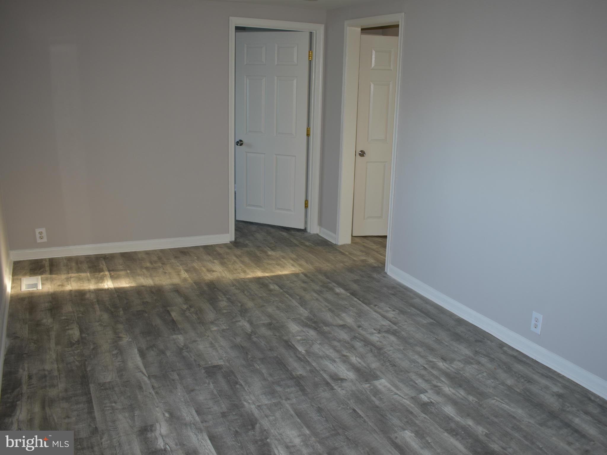 5374 Jericho Road Ruther Glen, VA 22546 - Photo 8 of 19 Living Room