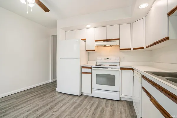 $125,000 | 1601 South 16th Street, Unit 11, Goshen, IN 46526