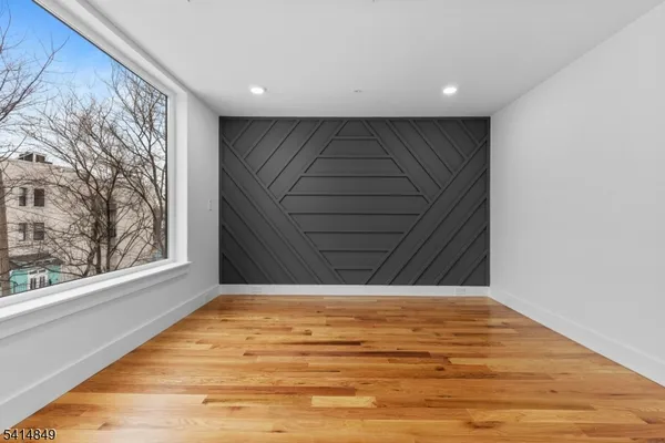 $3,000 | 37 South 7th Street, Unit 2, Newark, NJ 07107
