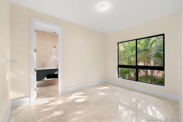 $1,700,000 | 1215 Blue Road, Coral Gables, FL 33146