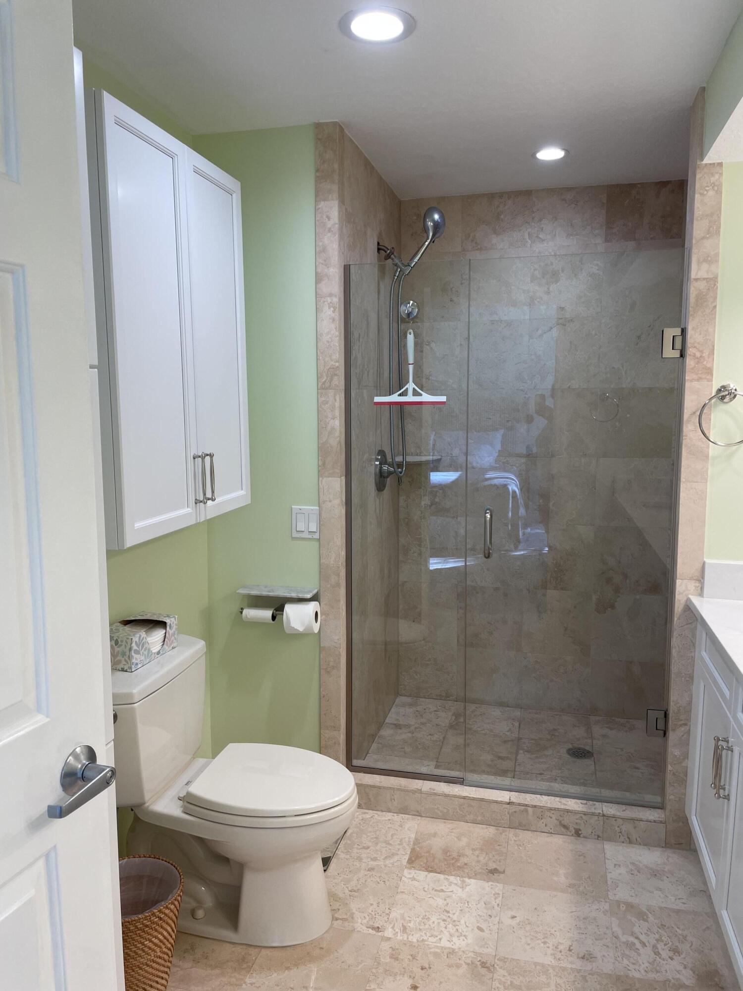 314 Inlet Way, Unit 201 Palm Beach Shores, FL 33404 - Photo 16 of 24 15-014