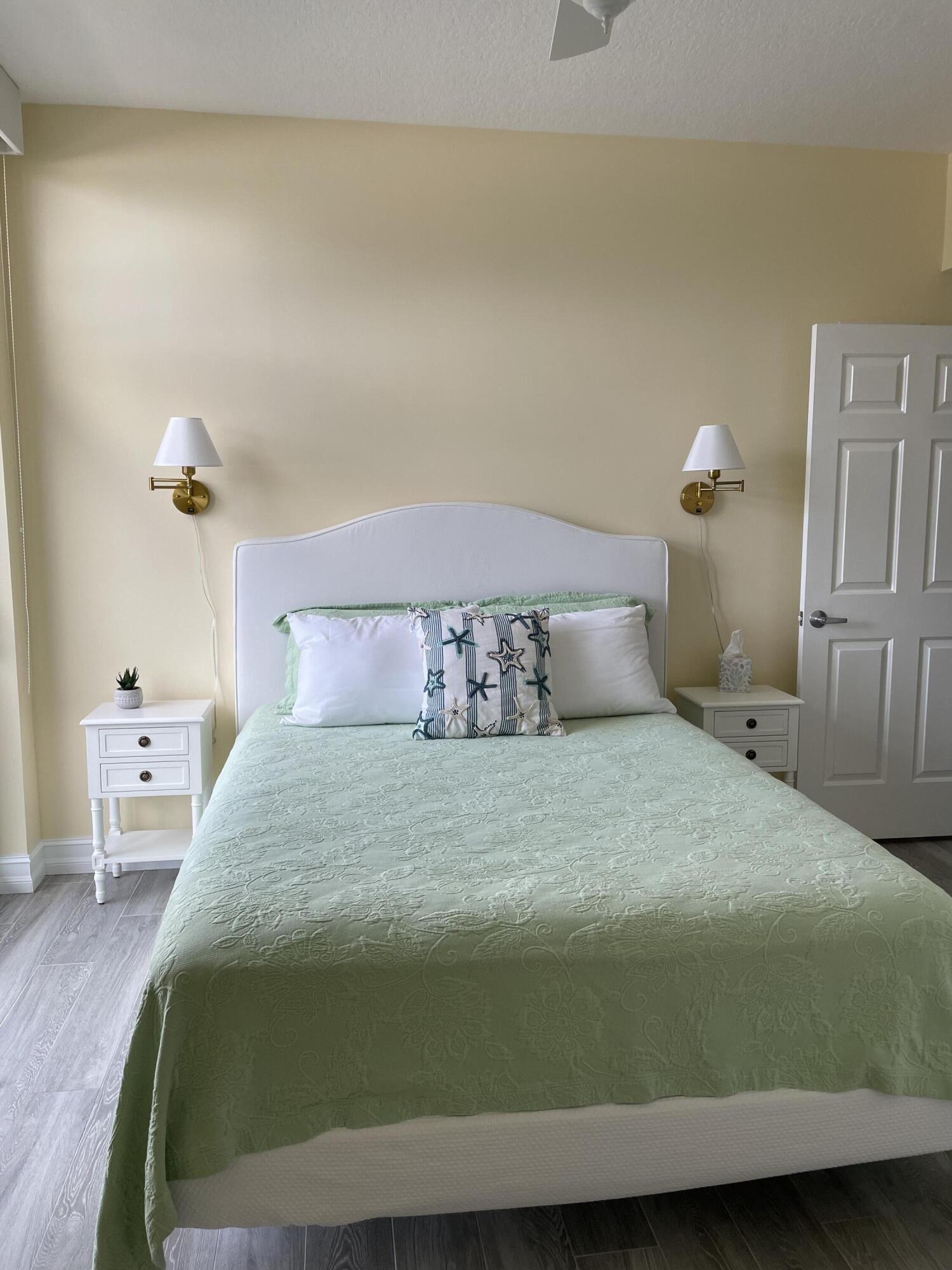 314 Inlet Way, Unit 201 Palm Beach Shores, FL 33404 - Photo 17 of 24 16-016