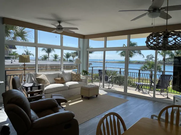 $7,200 | 314 Inlet Way, Unit 201, Palm Beach Shores, FL 33404