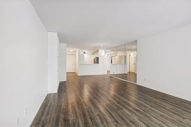 $242,000 | 4625 Minnetonka Boulevard, Unit 102, St. Louis Park, MN 55416