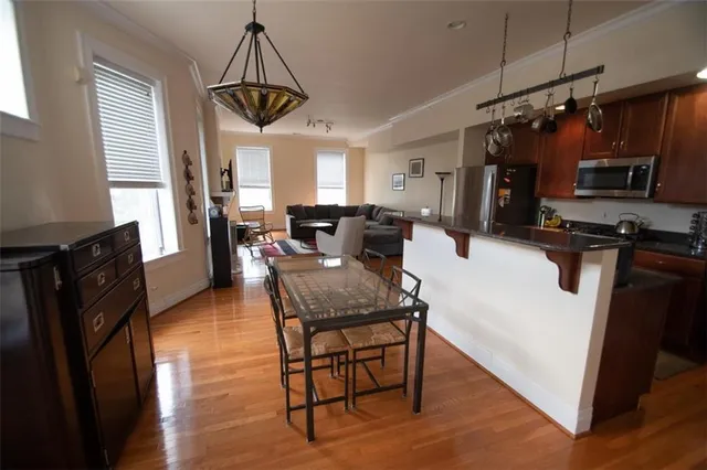 $2,150 | 923 North Negley Avenue, Unit C, Pittsburgh, PA 15206