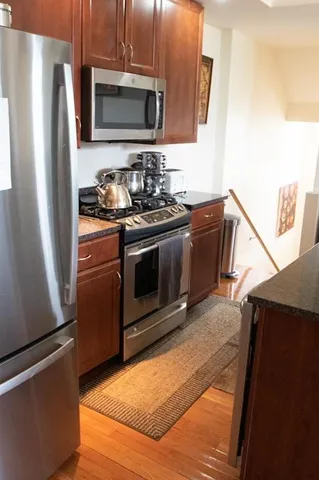 $2,150 | 923 North Negley Avenue, Unit C, Pittsburgh, PA 15206