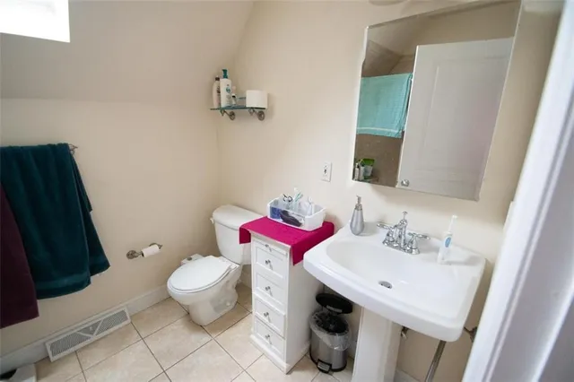 $2,150 | 923 North Negley Avenue, Unit C, Pittsburgh, PA 15206