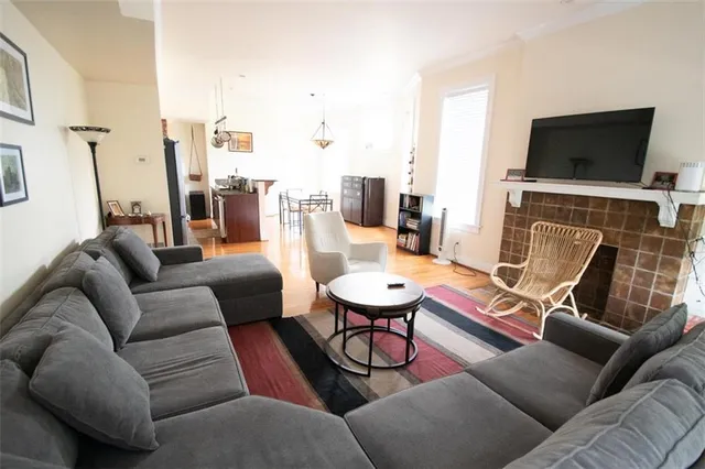 $2,150 | 923 North Negley Avenue, Unit C, Pittsburgh, PA 15206