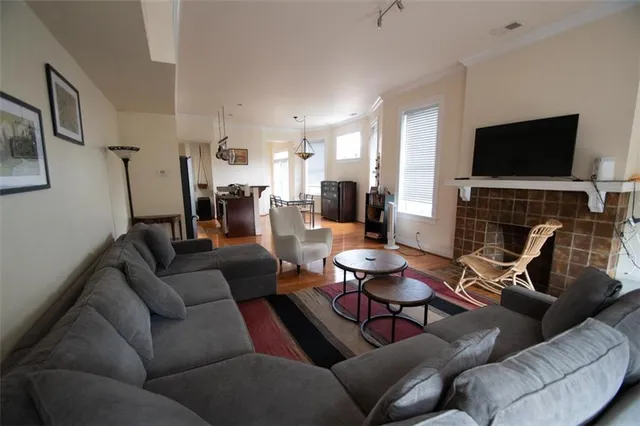 $2,150 | 923 North Negley Avenue, Unit C, Pittsburgh, PA 15206