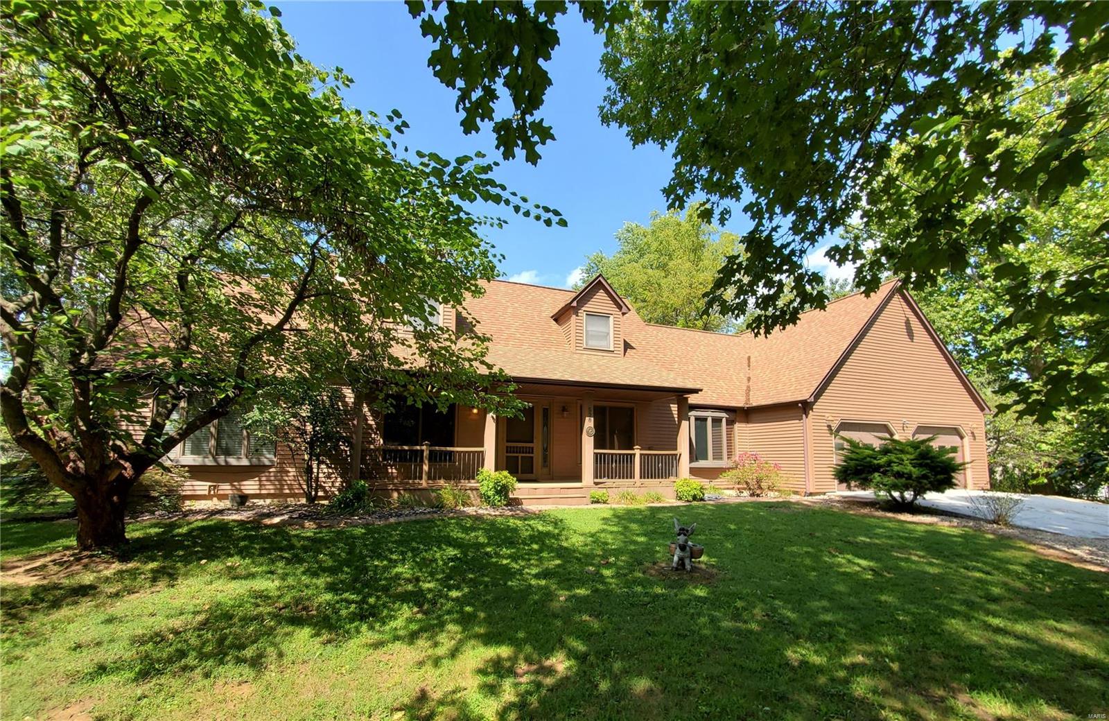 528 Coventry Road Troy, IL 62294 - Photo 2 of 63 Gallery Image 2