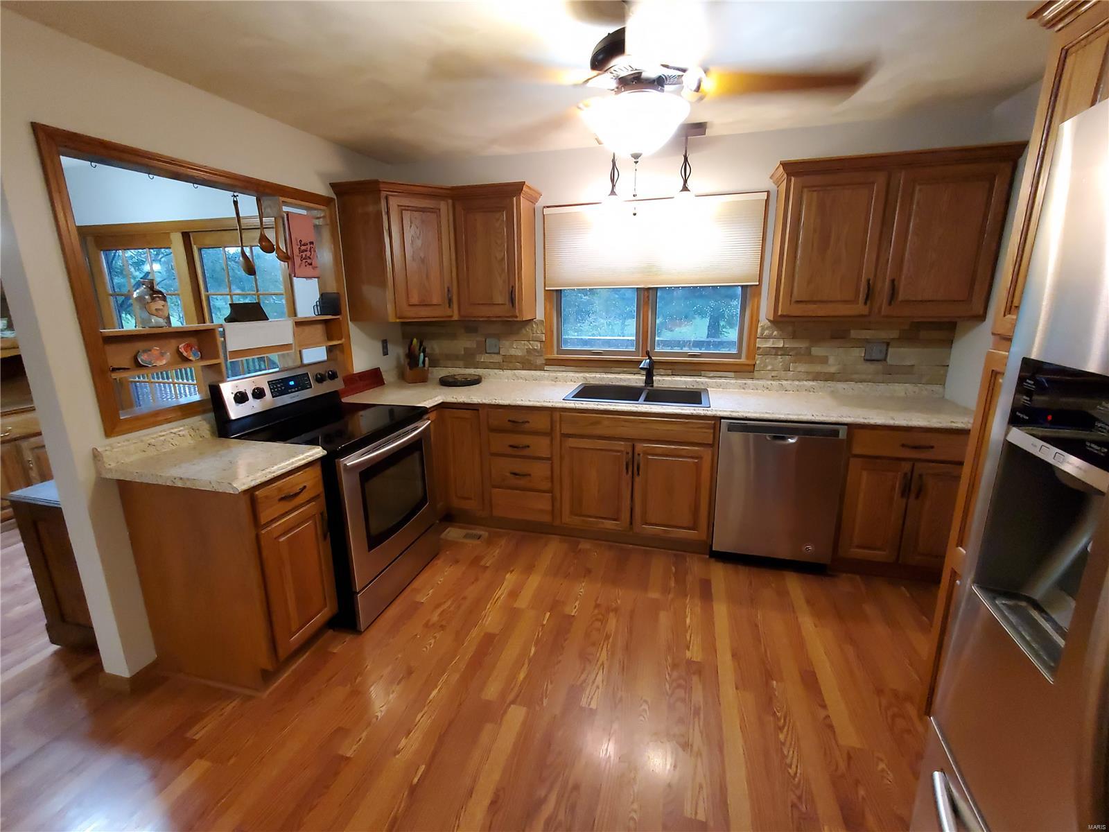528 Coventry Road Troy, IL 62294 - Photo 27 of 63 Gallery Image 27