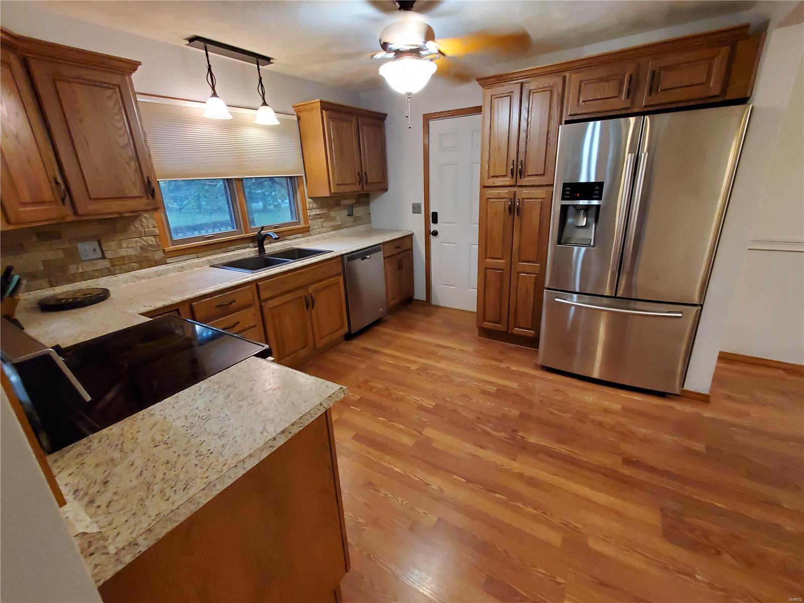 528 Coventry Road Troy, IL 62294 - Photo 28 of 63 Gallery Image 28