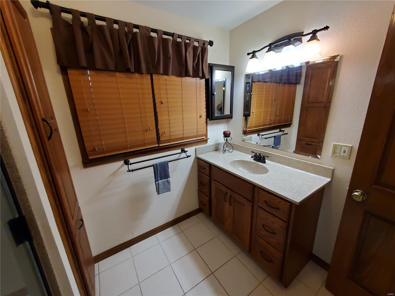 528 Coventry Road Troy, IL 62294 - Photo 41 of 63 Gallery Image 41