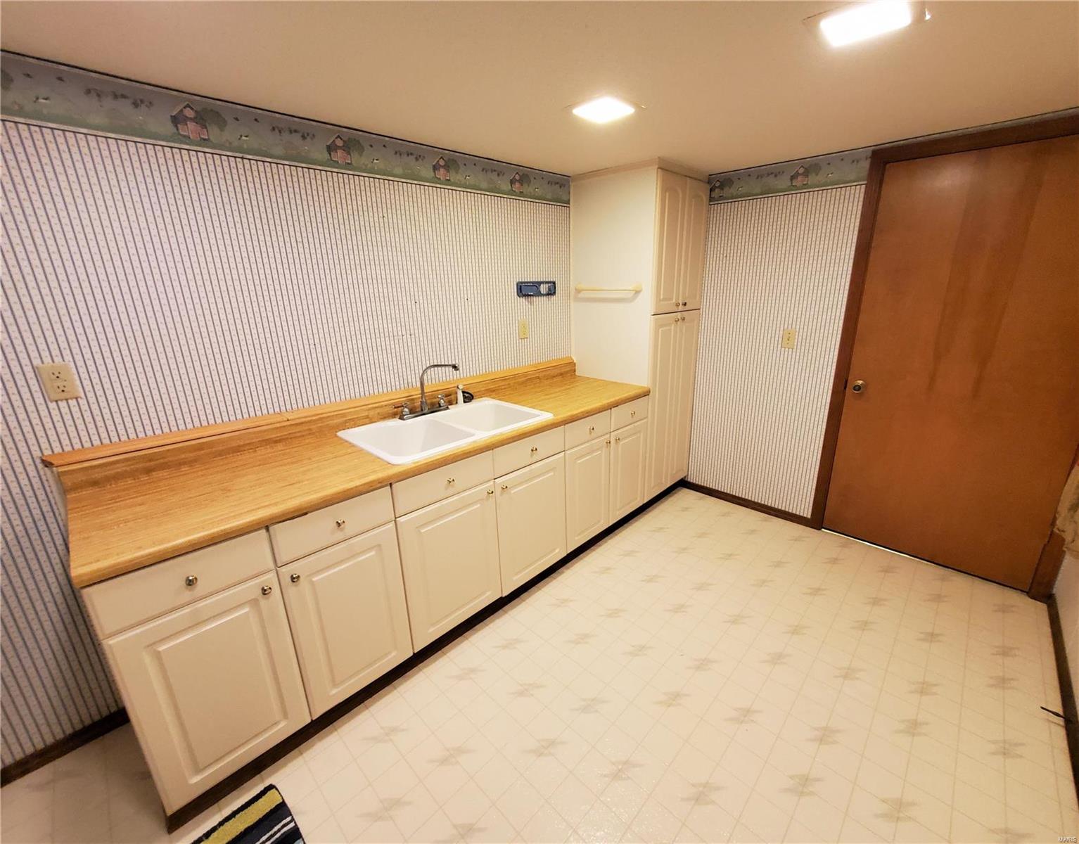528 Coventry Road Troy, IL 62294 - Photo 55 of 63 Gallery Image 55