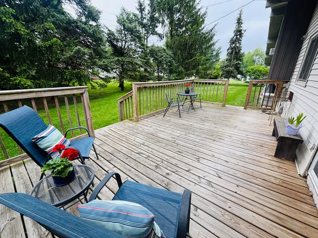 $249,900 | 300 Maplecrest Avenue, Sturgis, MI 49091