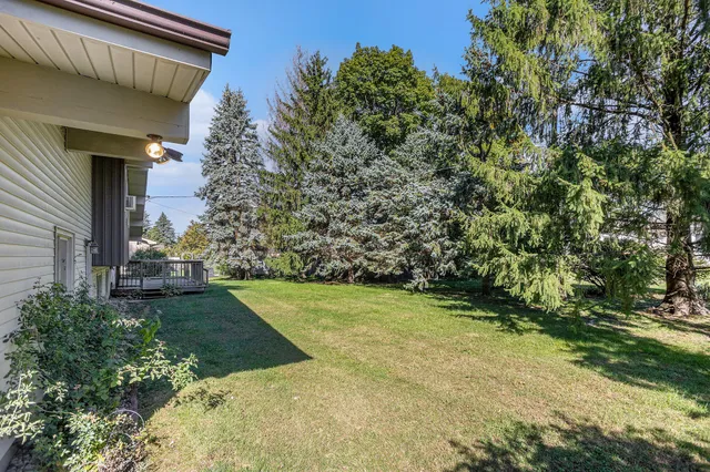 $249,900 | 300 Maplecrest Avenue, Sturgis, MI 49091