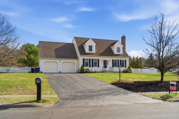$599,900 | 189 General Hobbs Road, Holden, MA 01522