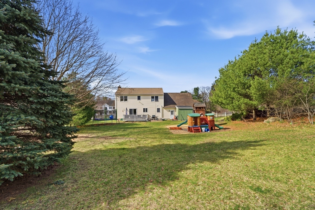 189 General Hobbs Road Holden, MA 01522 - Photo 22 of 32