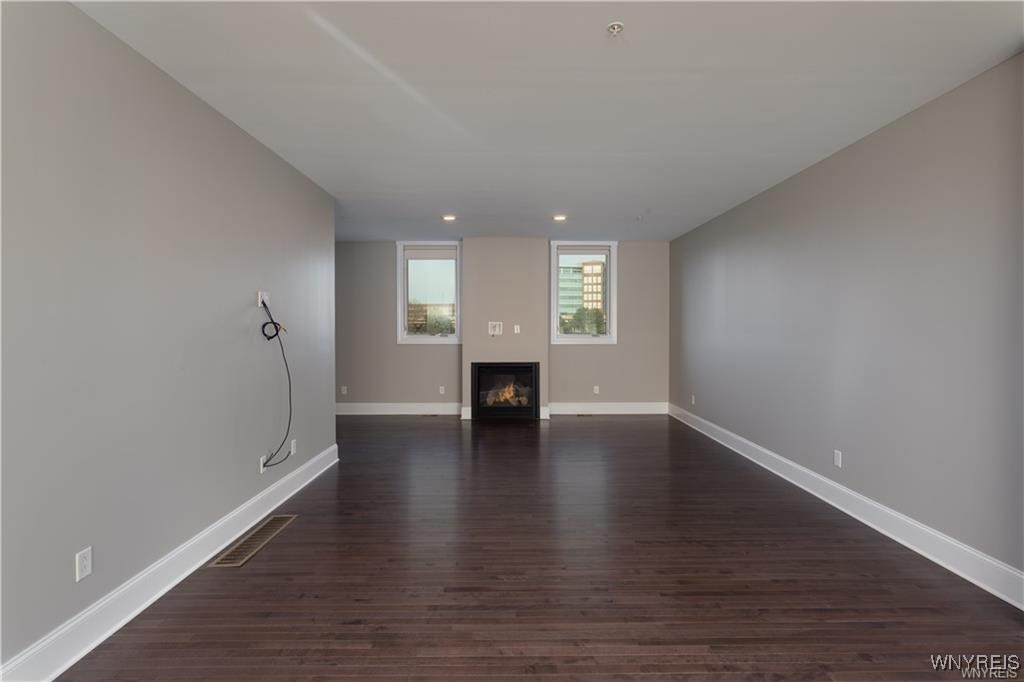 35 Ojibwa Circle Buffalo, NY 14202 - Photo 21 of 45