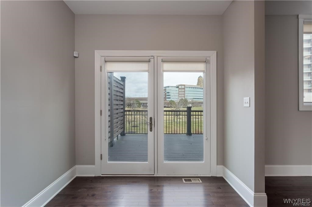 35 Ojibwa Circle Buffalo, NY 14202 - Photo 24 of 45