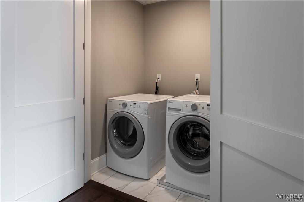 35 Ojibwa Circle Buffalo, NY 14202 - Photo 29 of 45