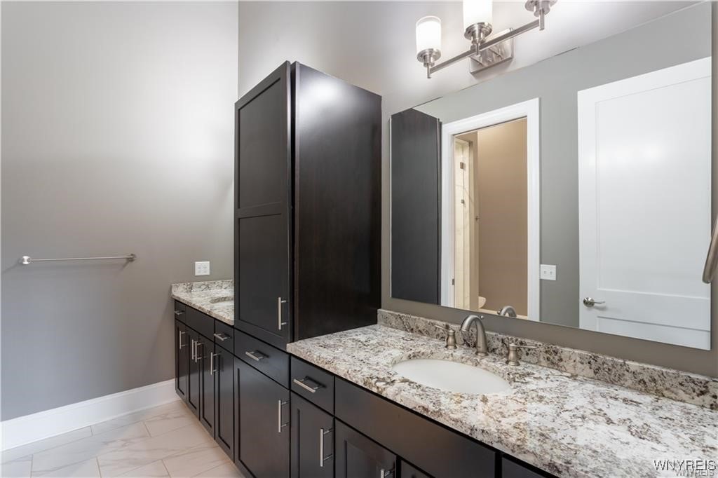 35 Ojibwa Circle Buffalo, NY 14202 - Photo 35 of 45