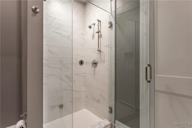 $799,000 | 35 Ojibwa Circle, Buffalo, NY 14202