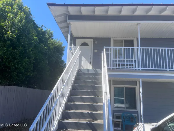 $825 | 1664 Beach Boulevard, Unit 41, Biloxi, MS 39531